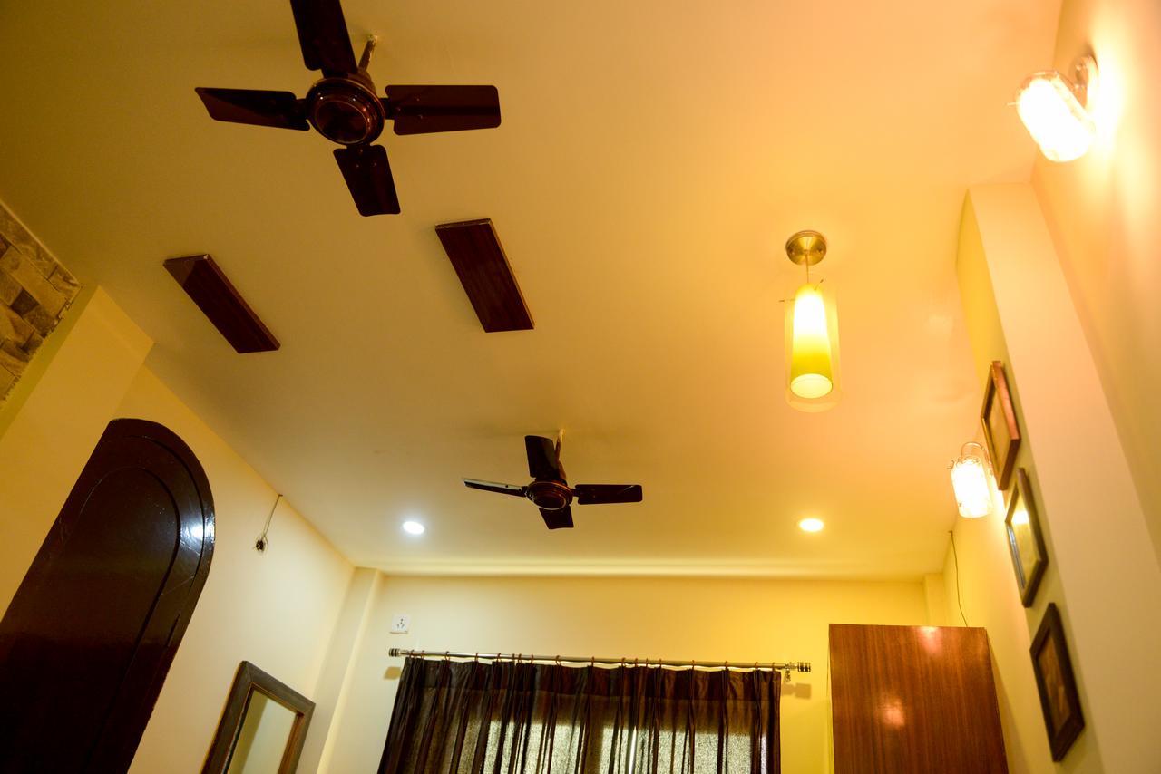 Hotel Mm Guwahati Luaran gambar