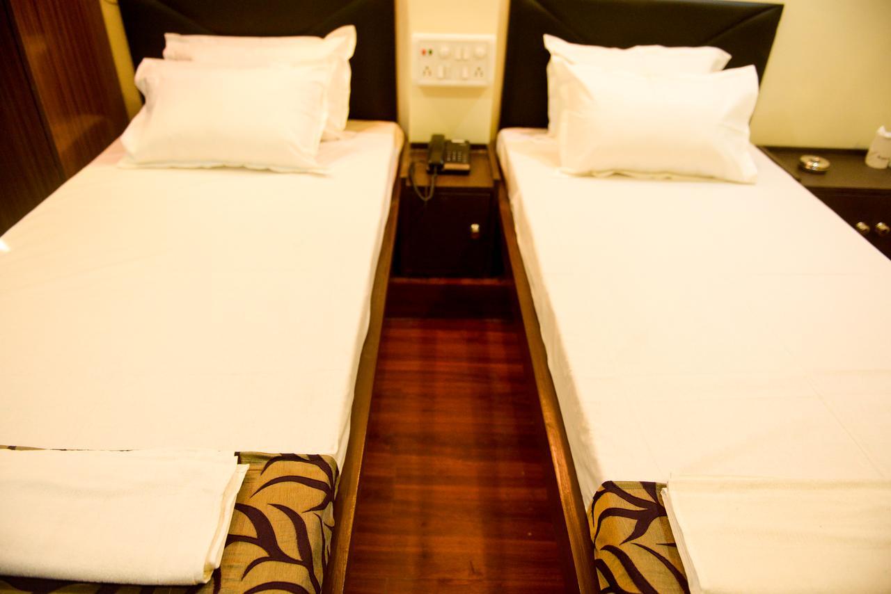 Hotel Mm Guwahati Luaran gambar