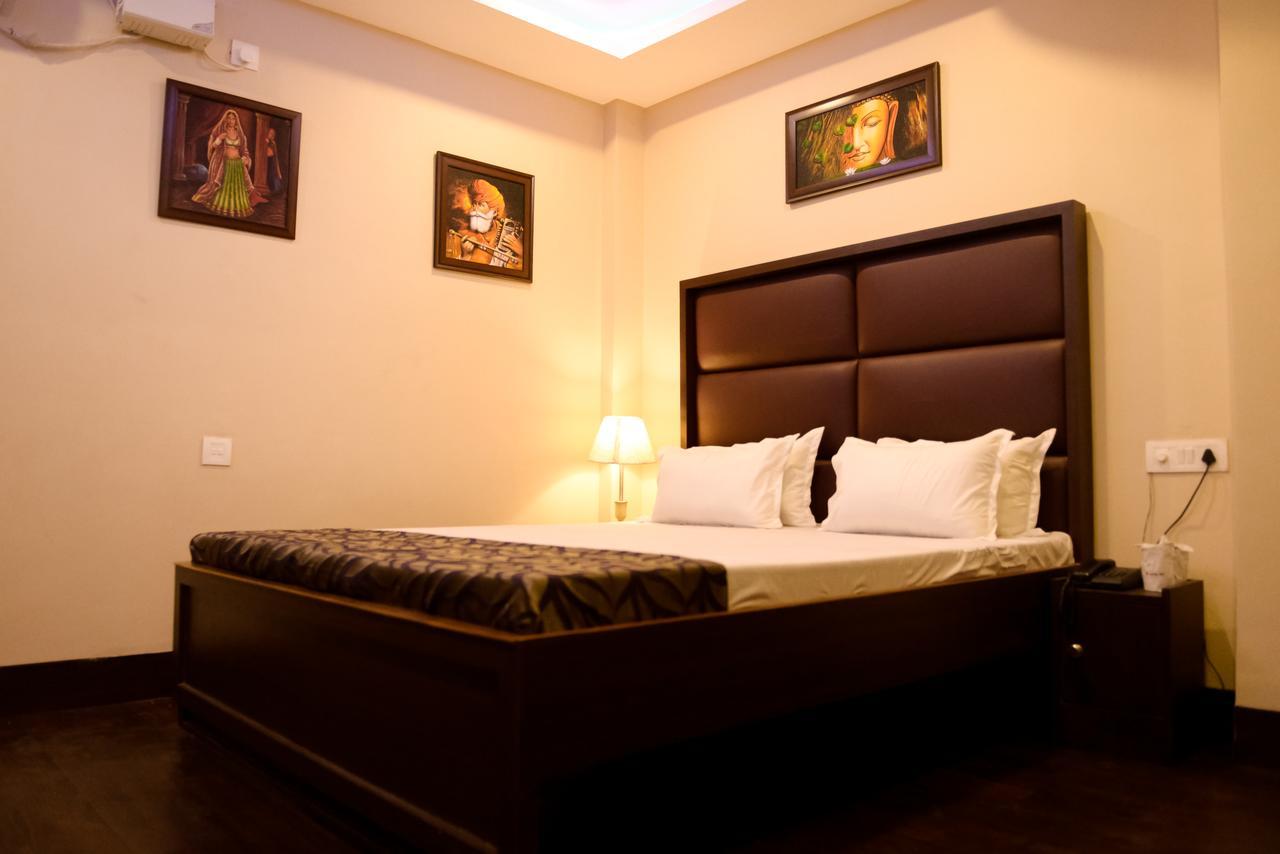 Hotel Mm Guwahati Luaran gambar